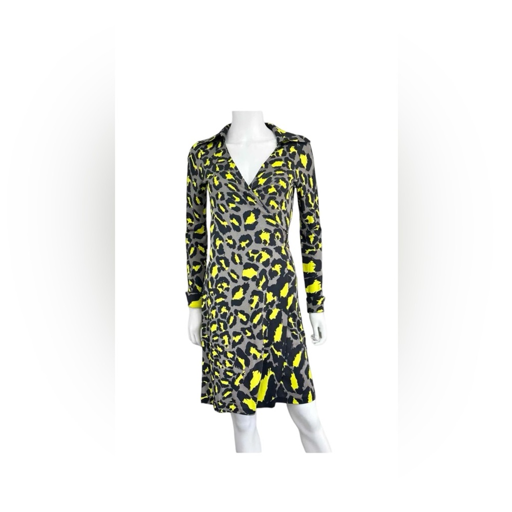 Diane von Furstenberg Grey, black and neon yellow leopard print Women’s